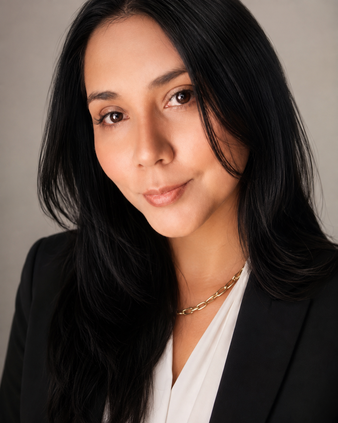 Katya Ponce, Head of Market Research at Amplixity